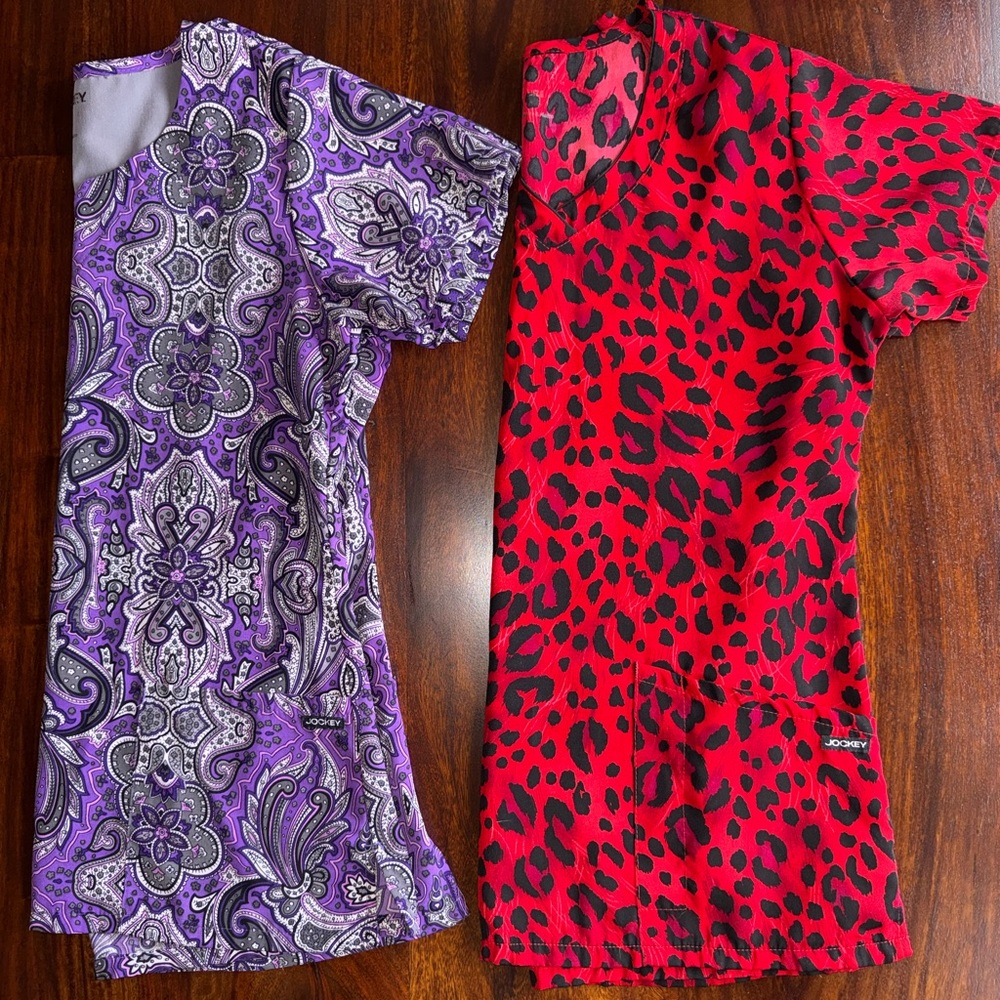 Women’s Jockey scrub tops